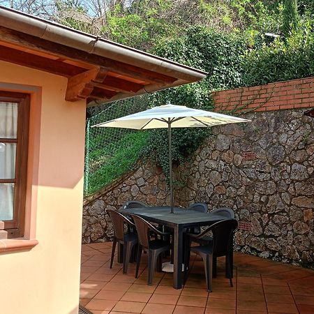 Per Chi Ama Mare E Montagna! Villa Camaiore Exterior photo